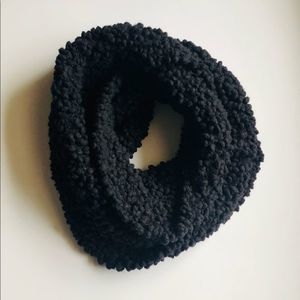 🧣Cozy eternity scarf NWOT